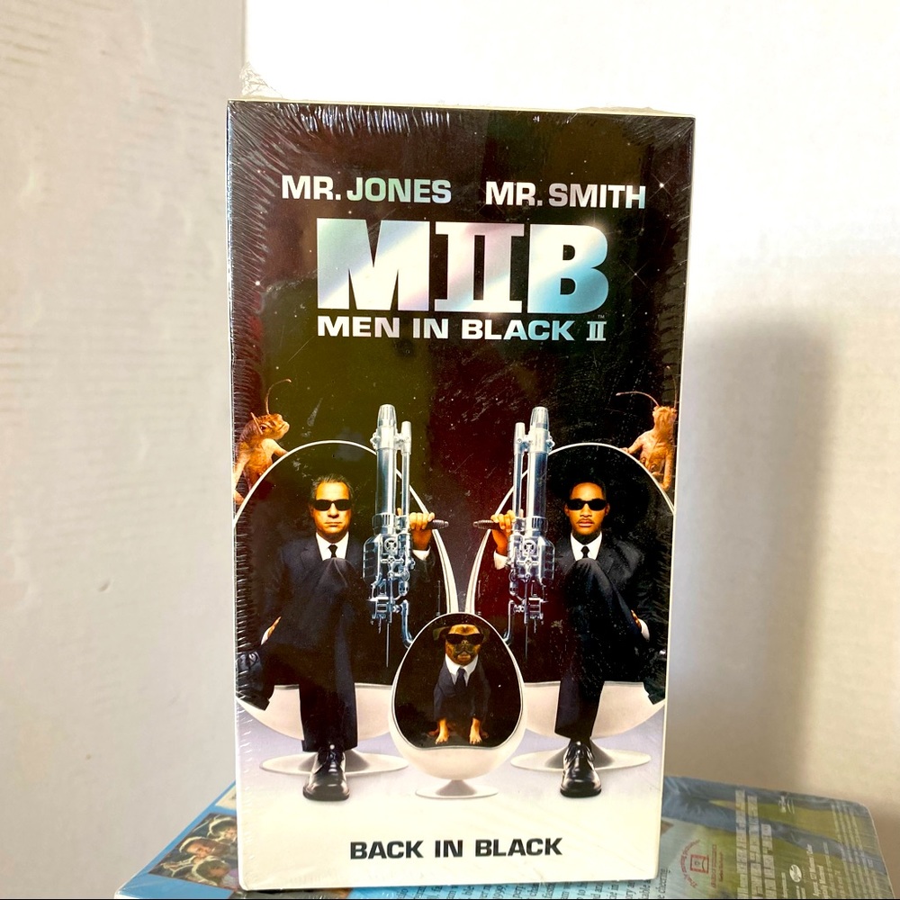 “Men in Black II”, NEW. VHS, Sealed